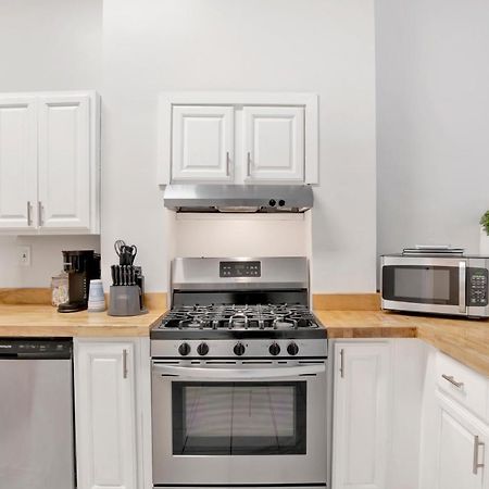 Apartament Stars On State In The Heart Of Downtown Mobile Zewnętrze zdjęcie
